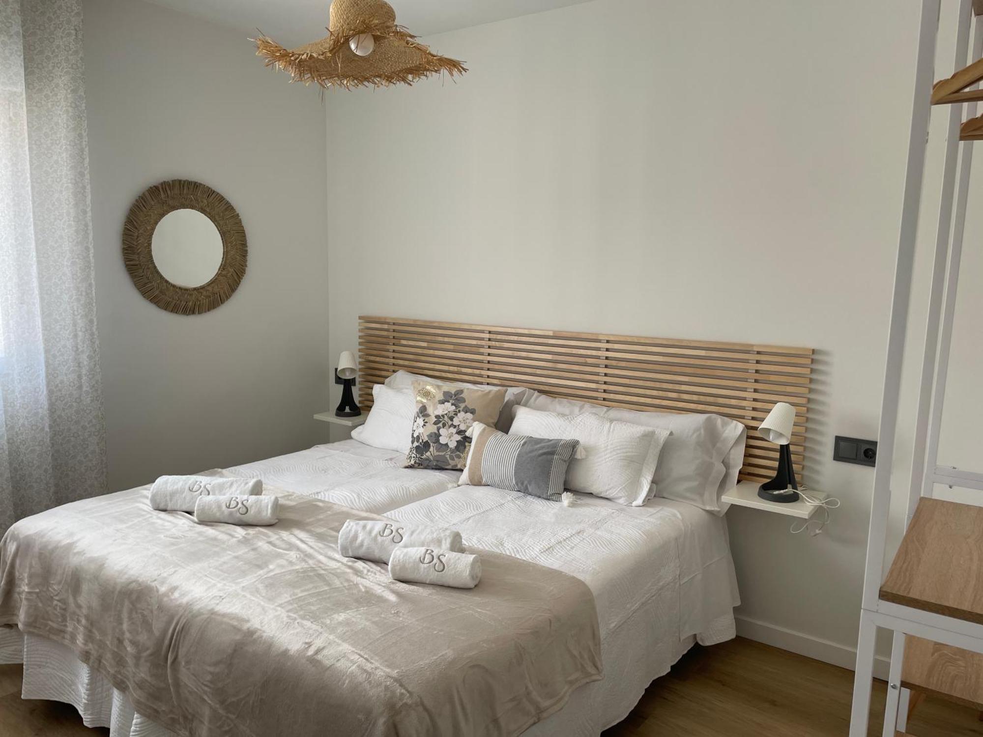 Bulevar Suite Nava de la Asuncion Exterior foto
